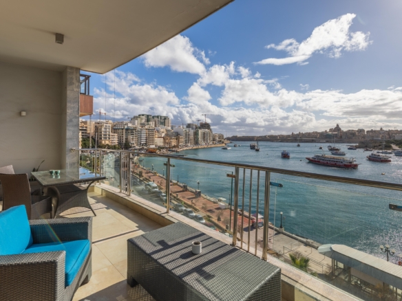 4 BEDROOM SLIEMA SEAFRONT