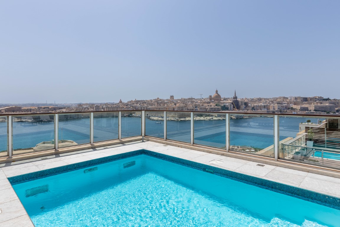 tigne point luxury 3 bedroom for sale